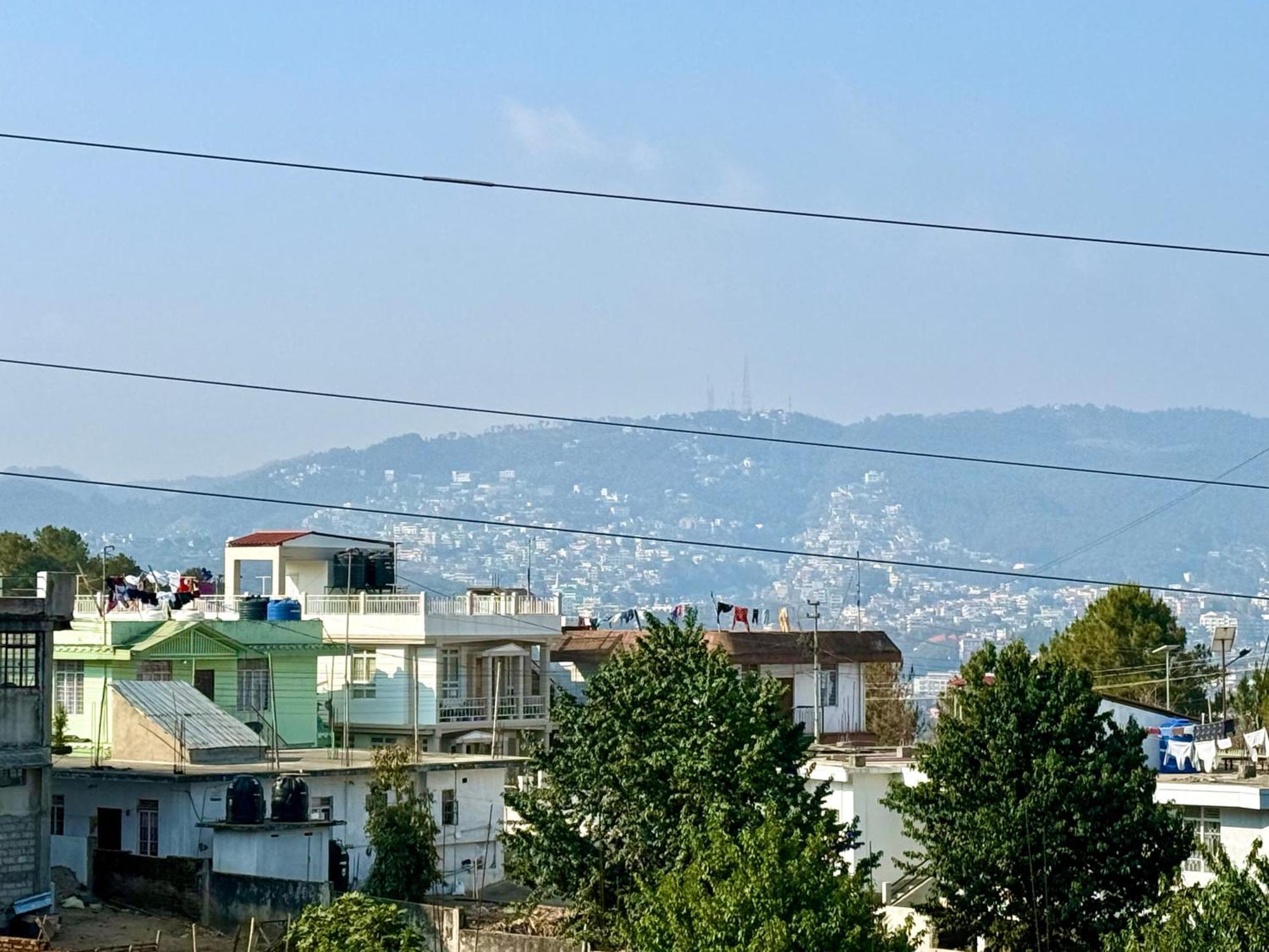 Yepplo Holiday Home - Complimentary Breakfast - 24 Hrs Caretaker & Power Backup Shillong Exterior foto